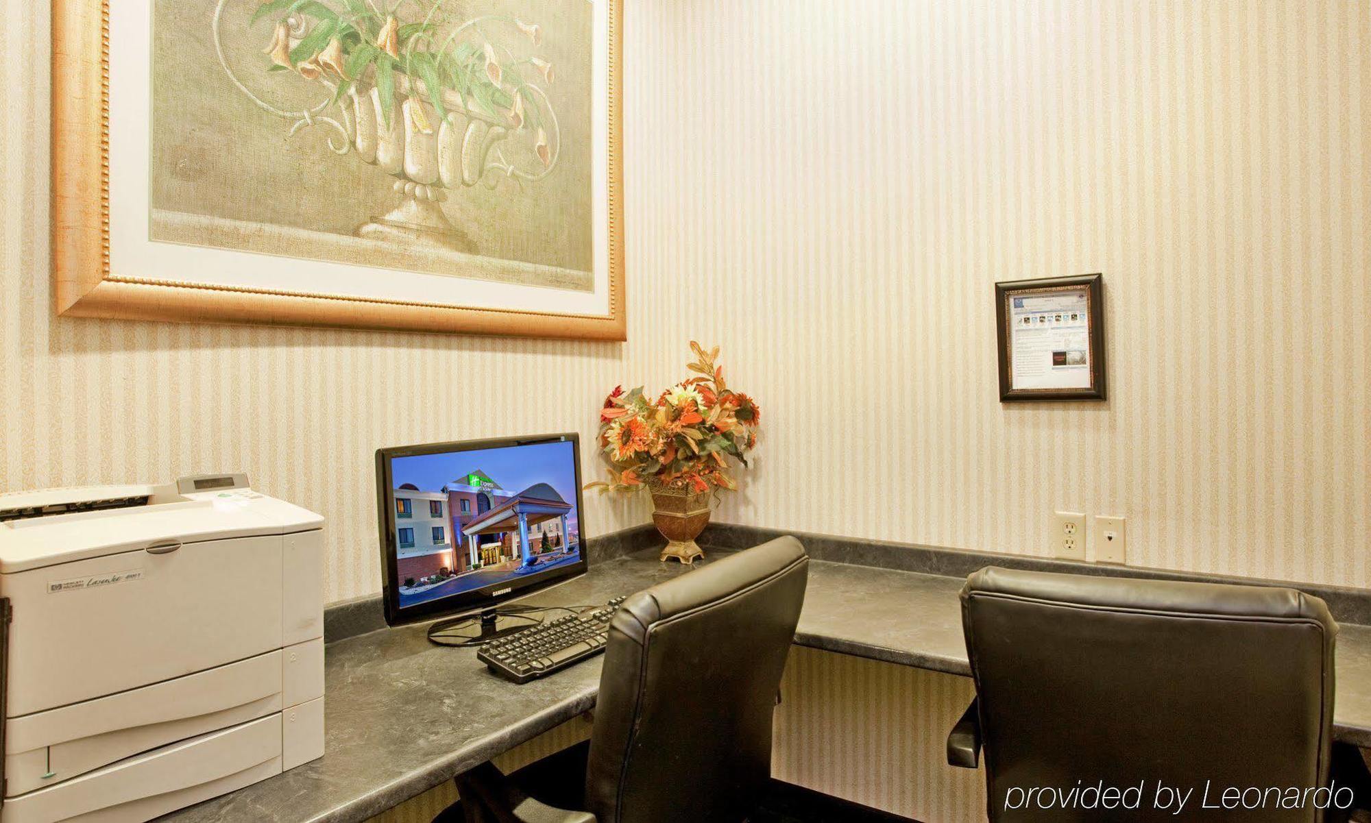 Holiday Inn Express & Suites O'Fallon-Shiloh By Ihg Exterior photo